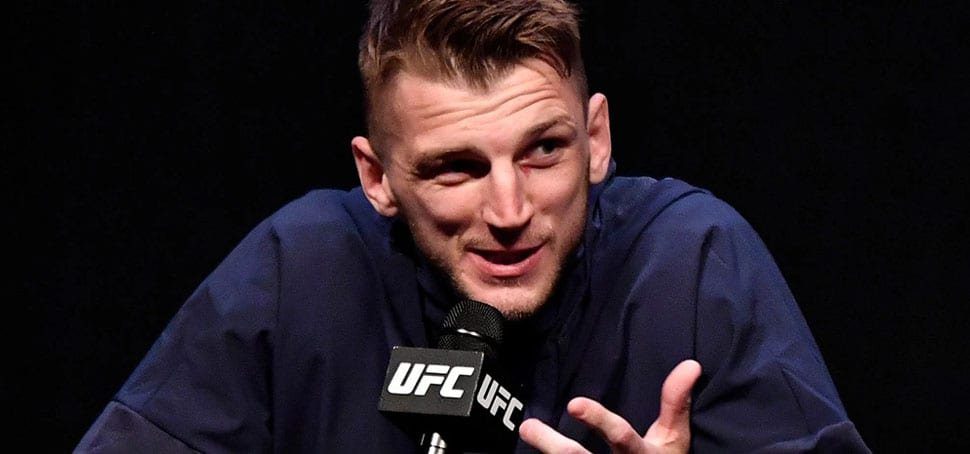 Dan Hooker Oliveira