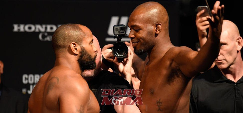 Daniel Cormier Jon Jones 2021