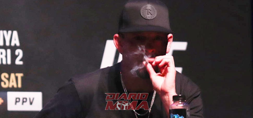 Nate Diaz smoking Diario MMA